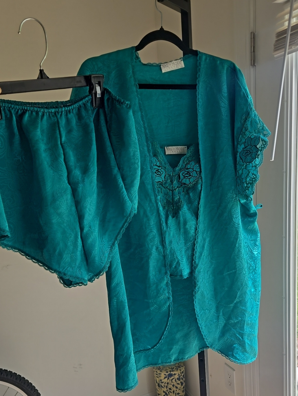 Vintage Womens Val Mode Intimates Swt Size: M Emerald Green